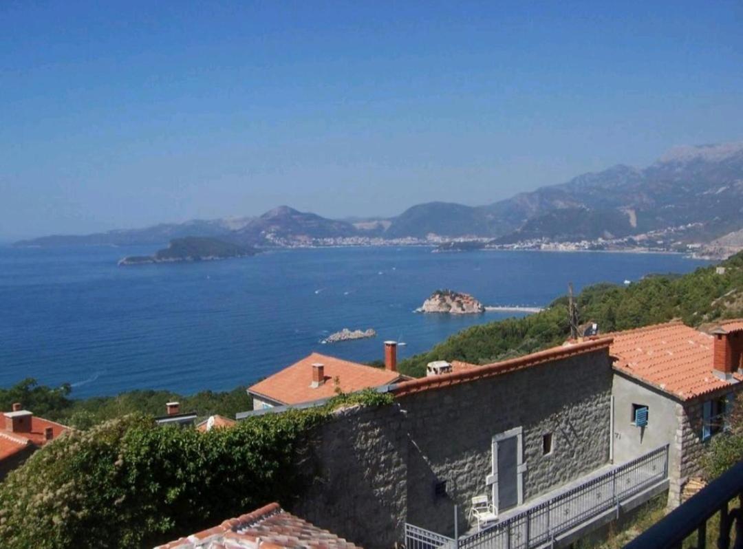 Apartments Dragisic Sveti Stefan Extérieur photo