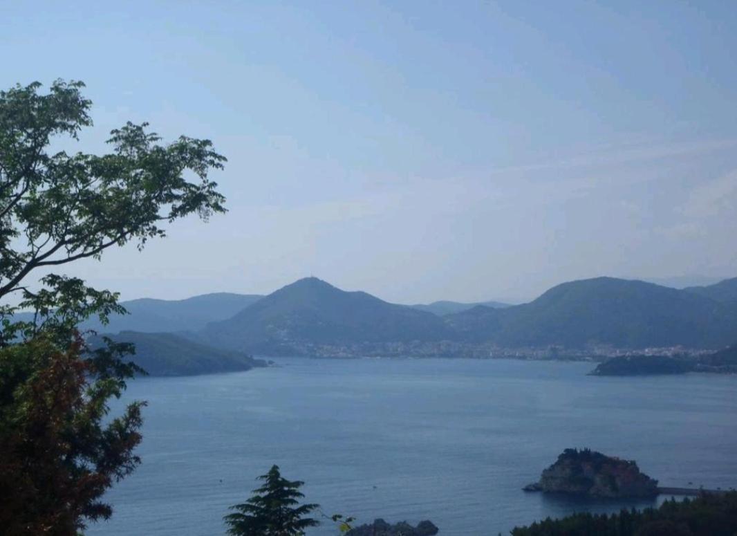 Apartments Dragisic Sveti Stefan Extérieur photo