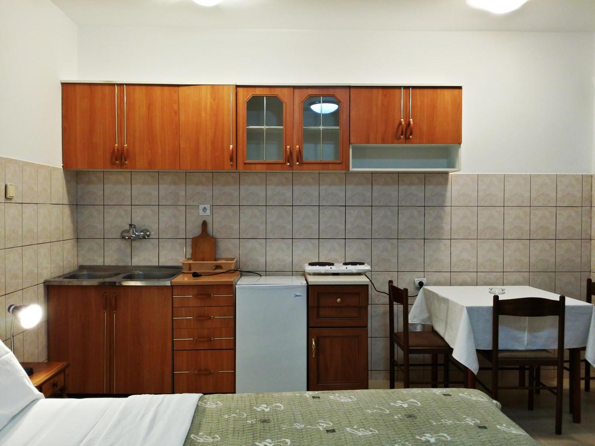 Apartments Dragisic Sveti Stefan Extérieur photo